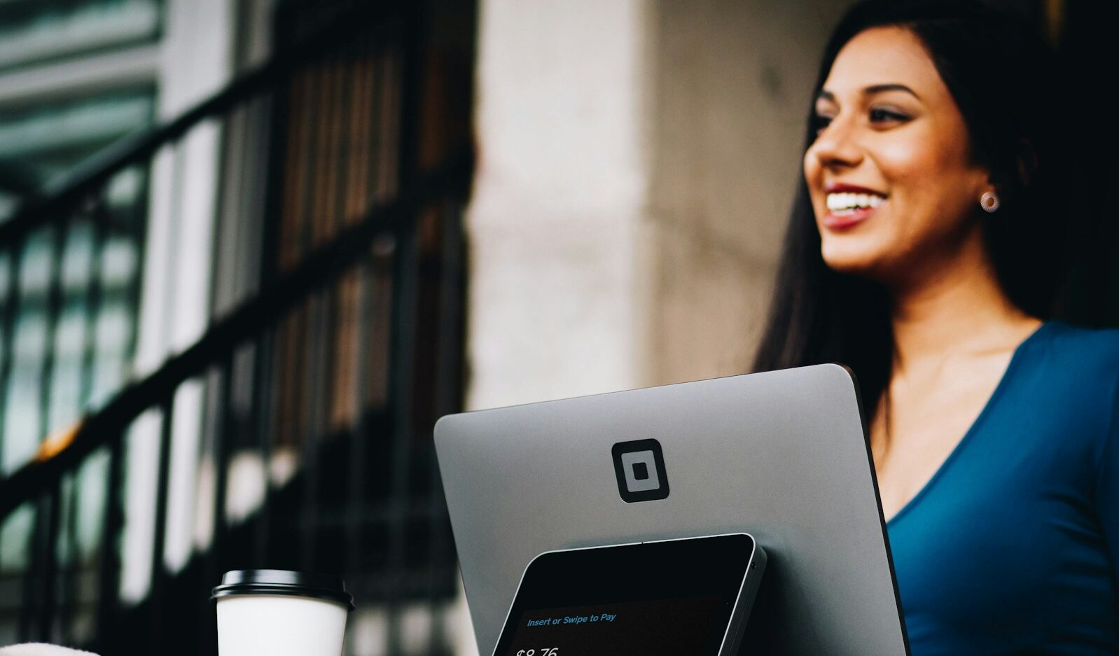 gray computer monitor